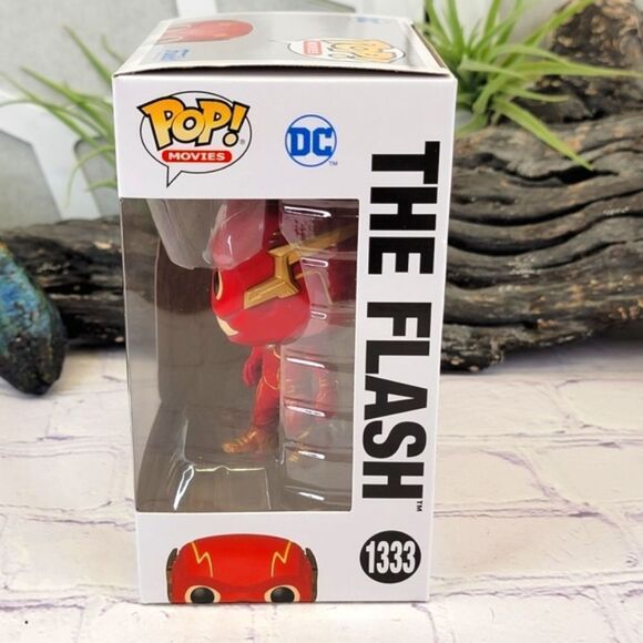 Funko Pop! Movies: DC Comics - The Flash 1333 - Picture 2 of 12